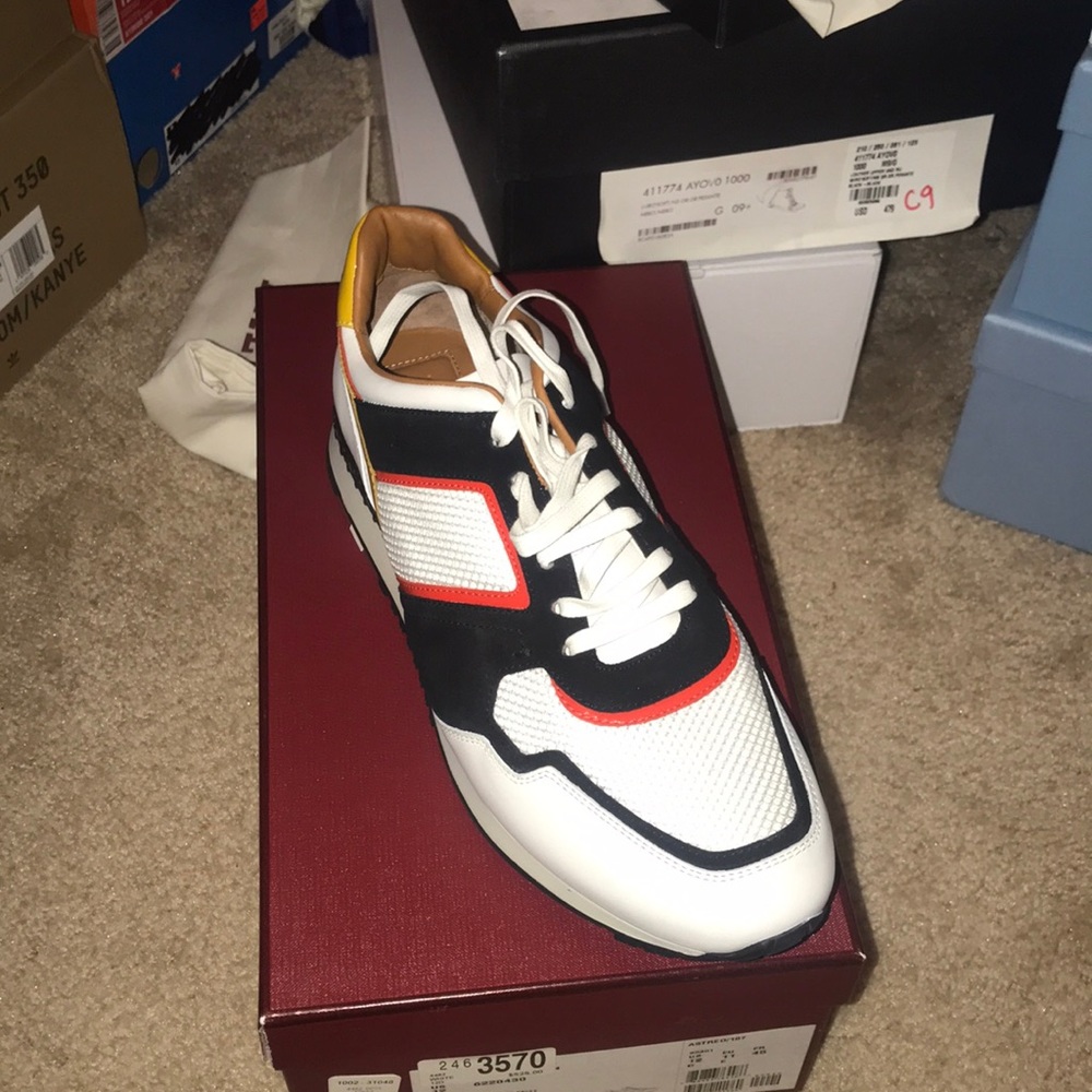 Beautiful Bally runners